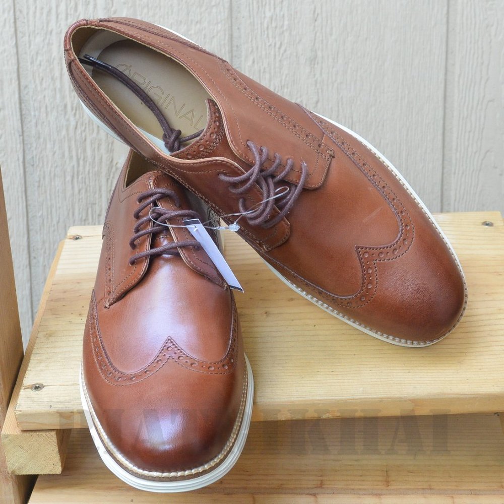 BROWN Men's ØriginalGrand Wingtip Oxford - Picture 4 of 7
